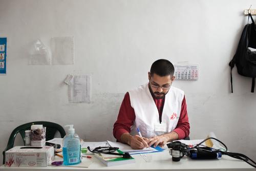 Dr. Rebwar Mustafa at his desk in the health clinic in the Harmanli Camp. 

Over the past seven months, teams from Médecins Sans Frontières (MSF) have provided medical and psychological healthcare, distributed essential aid and made improvements to buildings and facilities in three reception centres for asylum seekers in Bulgaria. 

The centres were MSF worked, in Harmanli and in the Bulgarian capital Sofia, are currently home to more than 1,500 refugees, many of whom have fled war-torn Syria, making a long, often dangerous journey to Europe in search of safety and protection. 

MSF started working in Bulgaria last November, after finding appalling conditions that included lack of food, shelter, medical or psychological care. Despite the winter, people were sleeping in unheated tents, and up to fifty people were sharing one toilet. 

Now that the authorities have had the chance to expand their capacity and conditions have improved, MSF is handing over the provision of medical and psychological healthcare services to the Bulgarian government and to other humanitarian organisations.