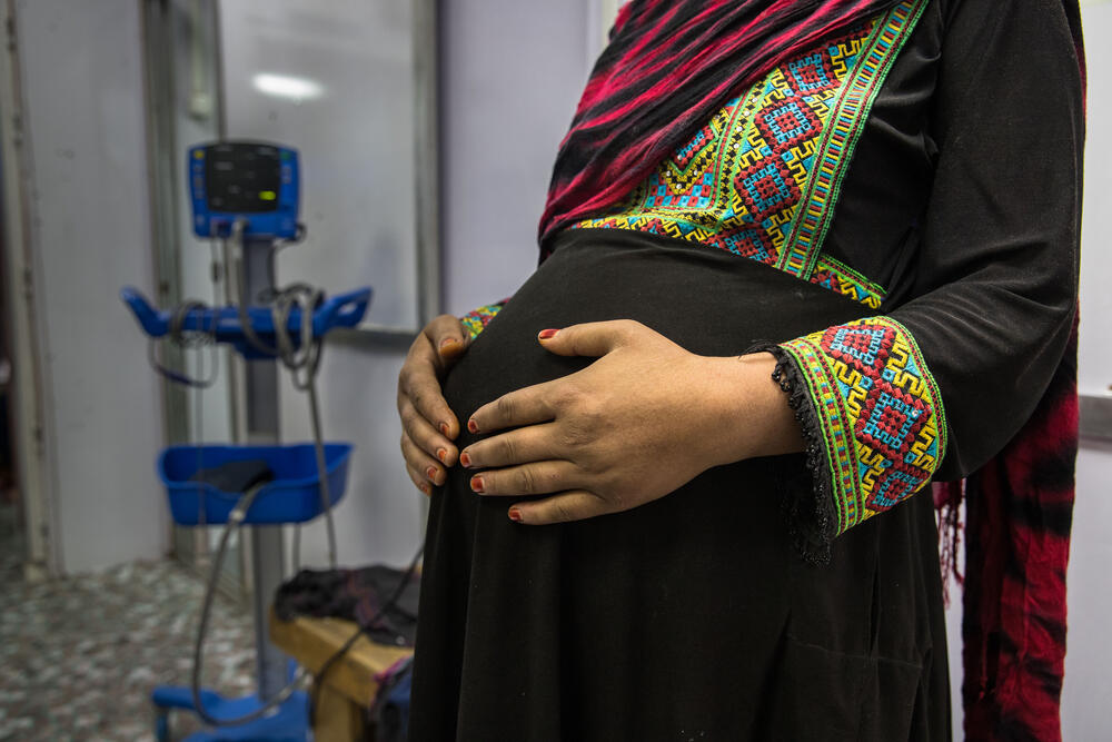A pregnant woman in the inpatient department at MSF's Khost maternity hospital.