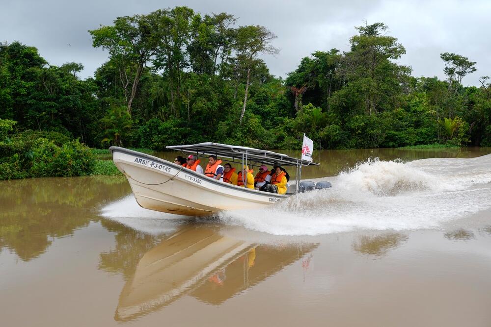 An MSF medical team travels down the Orinoco River in Delta Amacuro state to reach communities with limited access to healthcare