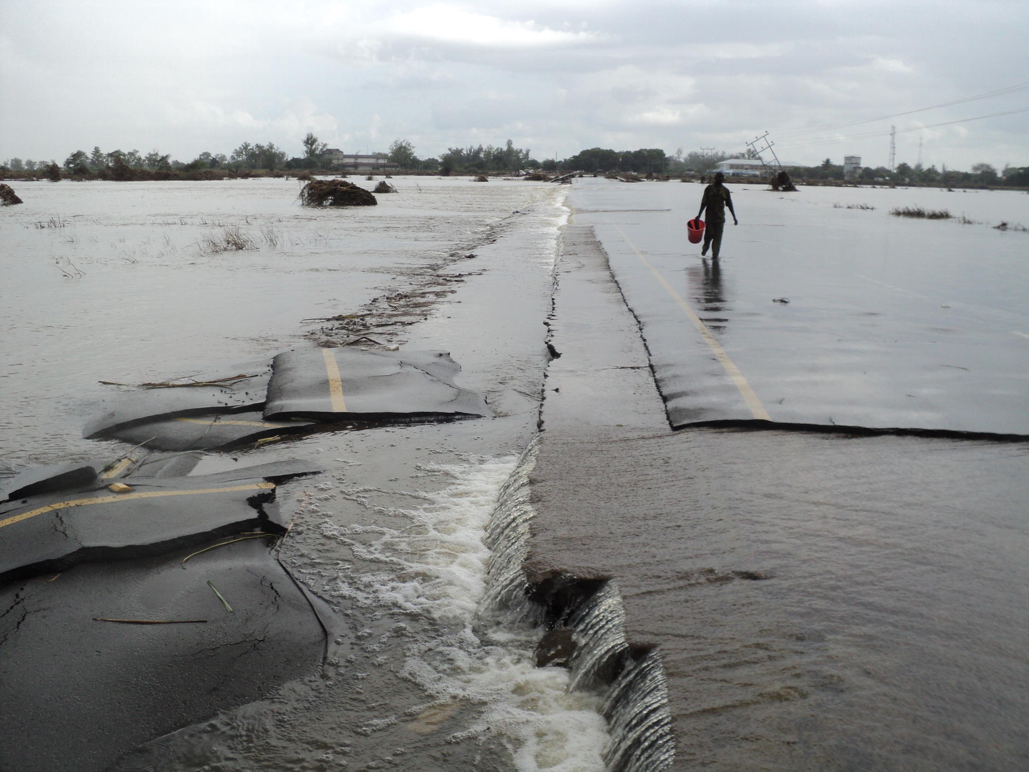 Mozambique Emergency response to flooding MSF