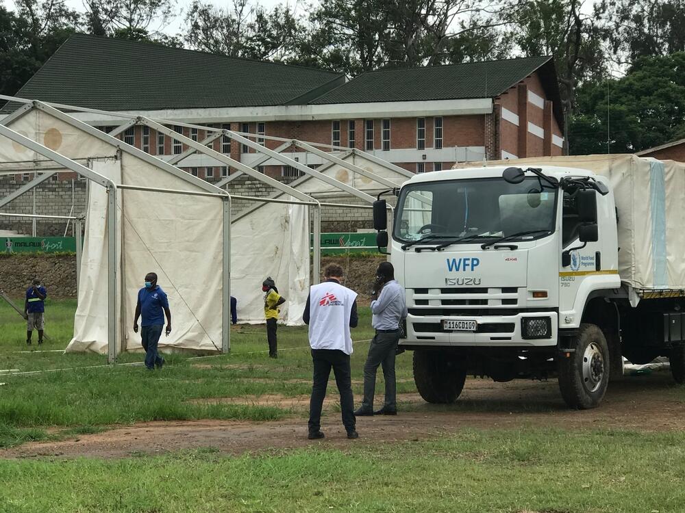 The MSF team begins to set up the a COVID-19 centre in Blantyre, Malawi.