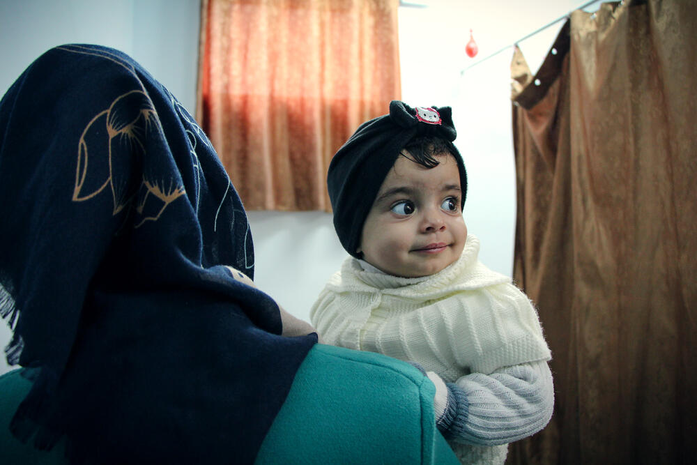 Shahed, then 15 months old, suffered a burn from a teapot on her legs, back and chest in 2017. She received burns care from MSF in Beith Lahia clinic, Gaza. 