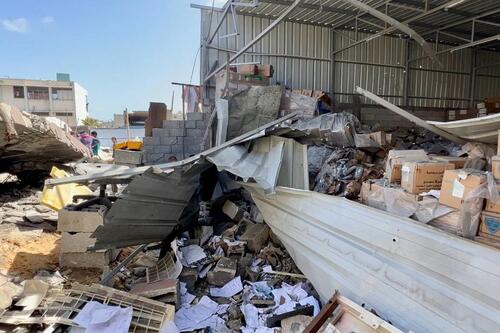 Nasser Hospital struck by Israeli forces Nasser Hospital struck by Israeli forces
