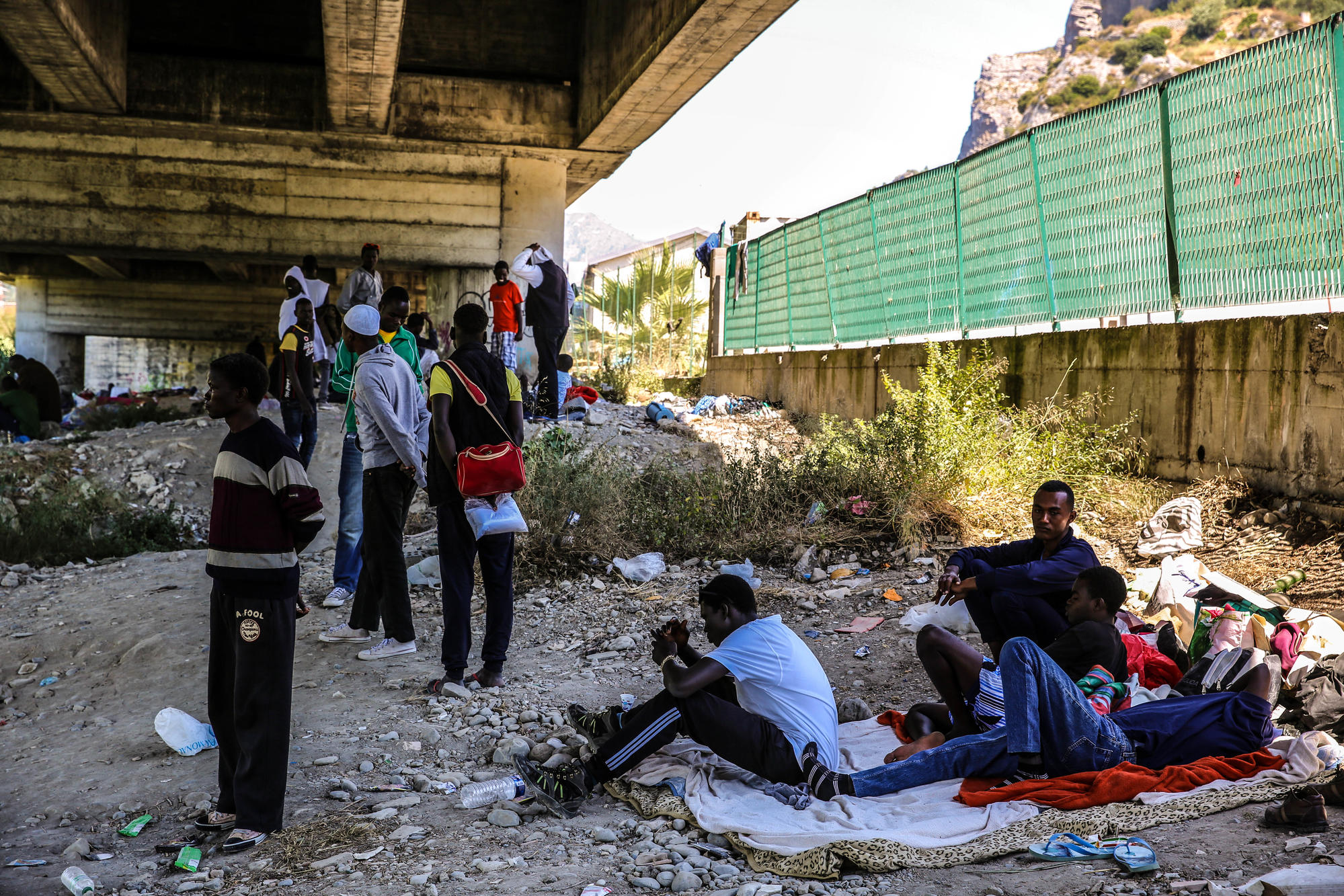 France Italy Harsh Living Conditions For Migrants In Ventimiglia MSF