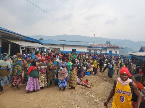 Influx of displaced people to the Masisi hospital