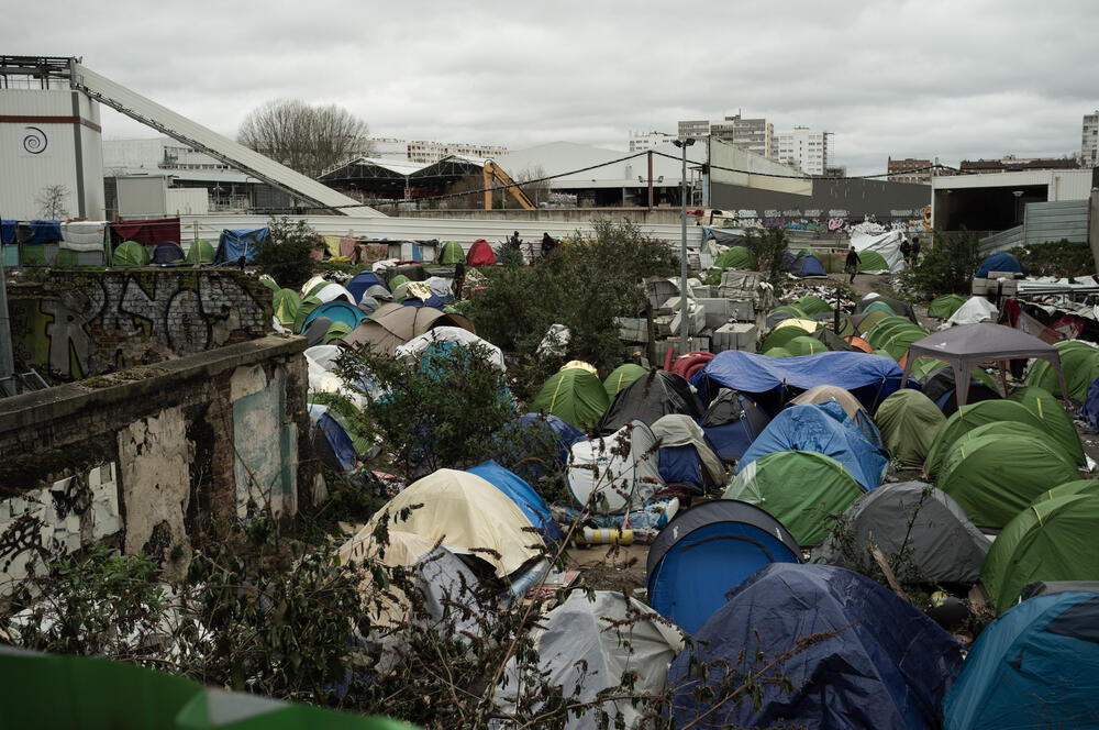 An overview of Porte d'Aubervilliers, the camp where Yannick lived for two months which no longer exists, however, others have resettled in the area