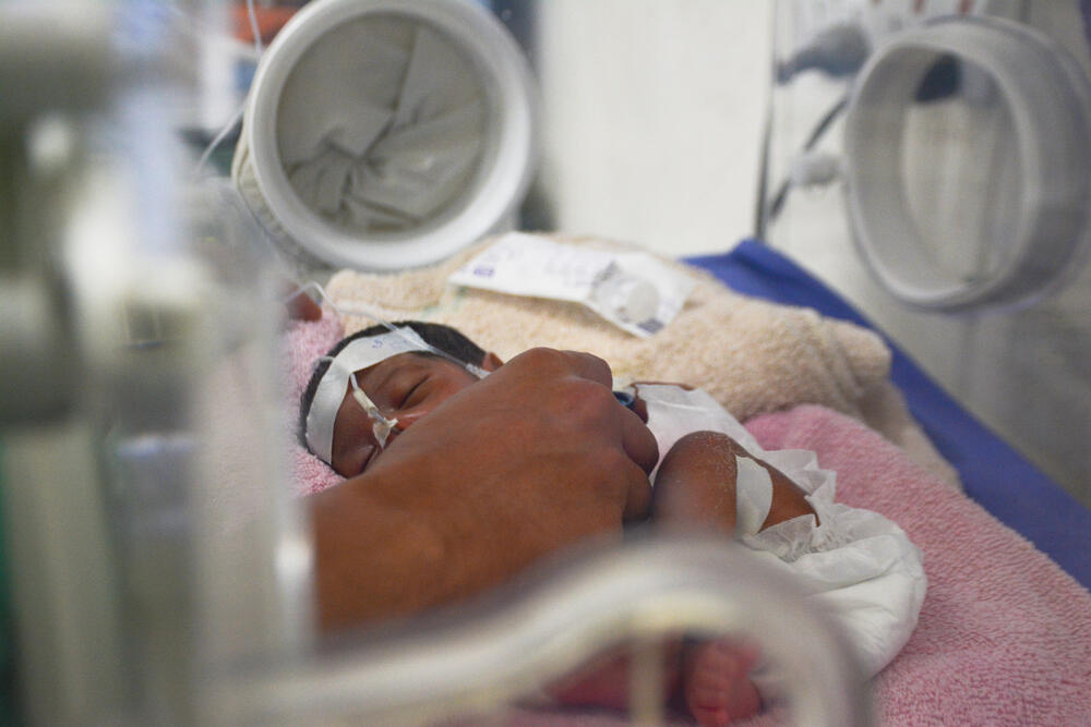 A premature baby receiving specialist neonatal care at a different MSF hospital in Yemen