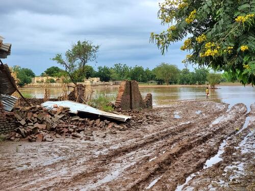 Massive flooding in eastern Chad