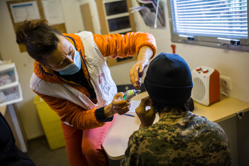 MSF doctor Alix Bommelear working in a mobile clinic in Paris. She spends her days providing medical care to homeless people, most of whom cannot access medical care, including coronavirus treatment elsewhere.