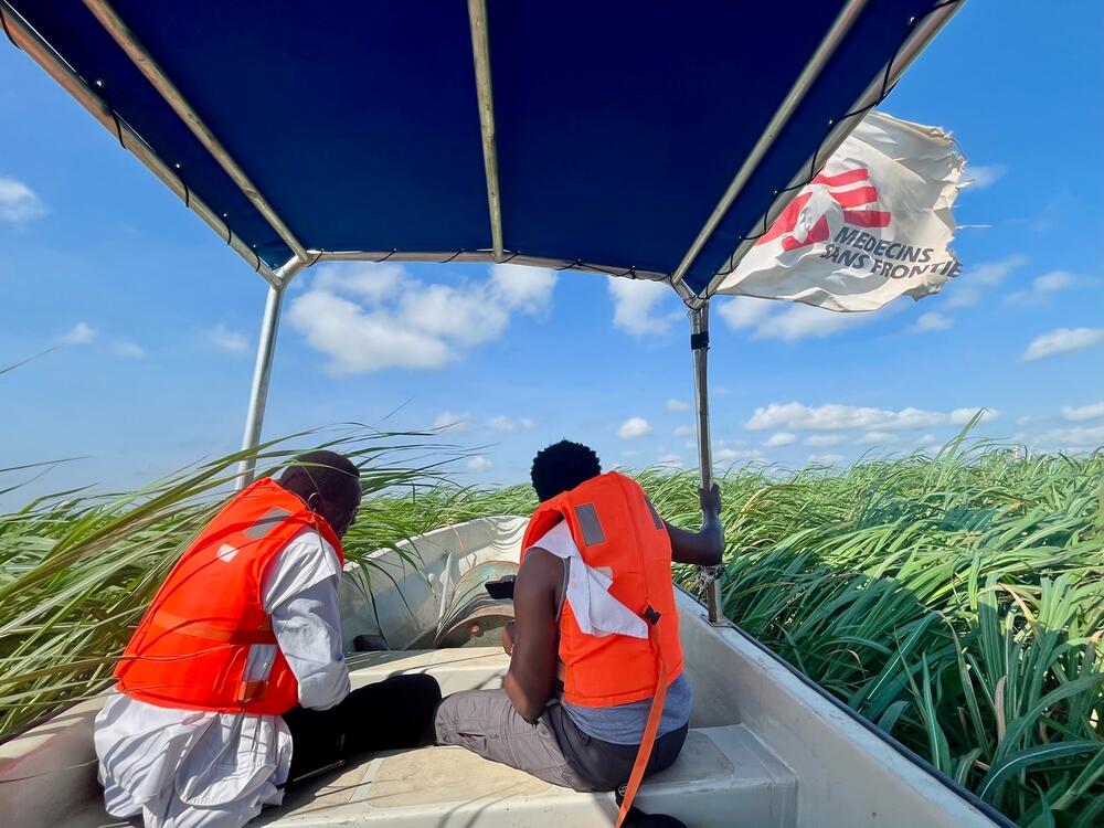 In Ulang, South Sudan, MSF teams travel by speedboat to reach communities displaced by floods