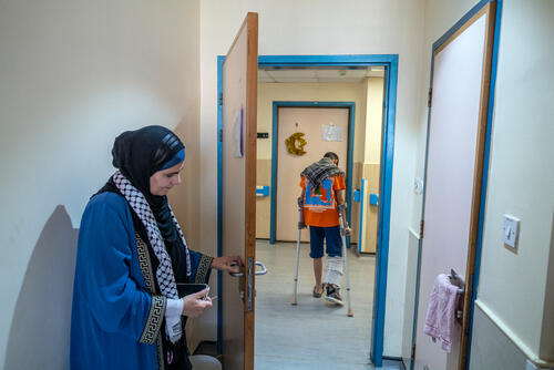 Gazan patients in MSF hospital in Amman Gazan patients in MSF hospital in Amman