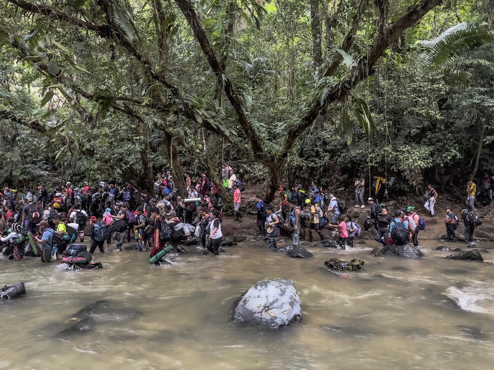 A group of people crossing the Darién Gap between Colombia and Panama