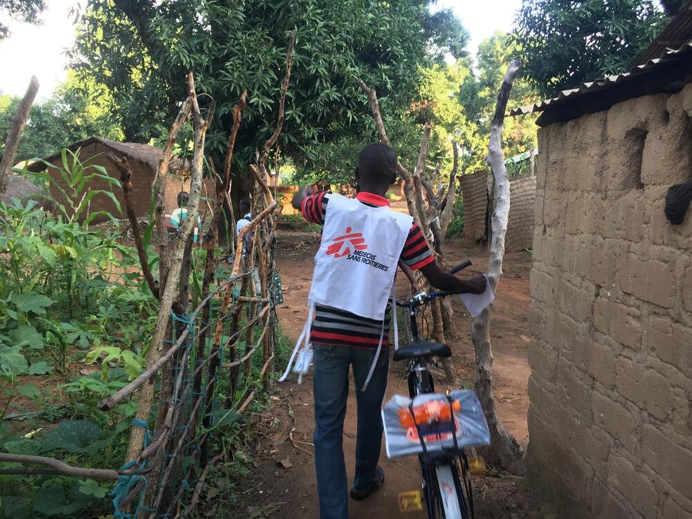 Going door to door to distribute preventative treatment for malaria