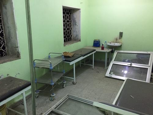Al Gamhouri hospital in Hajjah city, damaged by airstrike Al Gamhouri hospital in Hajjah city, damaged by airstrike