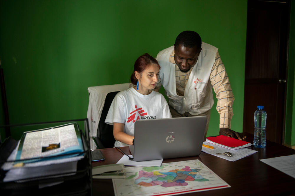 MSF project coordinator Simona Onidi (left) and medical team Leader, Dr. Kelechi Anya Udochu (right), manage the intervention in four camps for displaced people in Makurd, Nigeria.