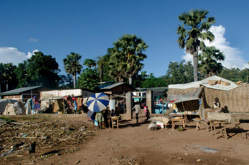 Batangafo Hospital : the last place to hide Batangafo Hospital : the last place to hide