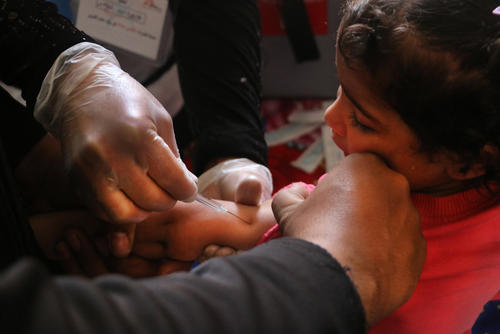 West Aleppo, Syria: MSF helps vaccinate tens of thousands of displaced Syrian children West Aleppo, Syria: MSF helps vaccinate tens of thousands of displaced Syrian children