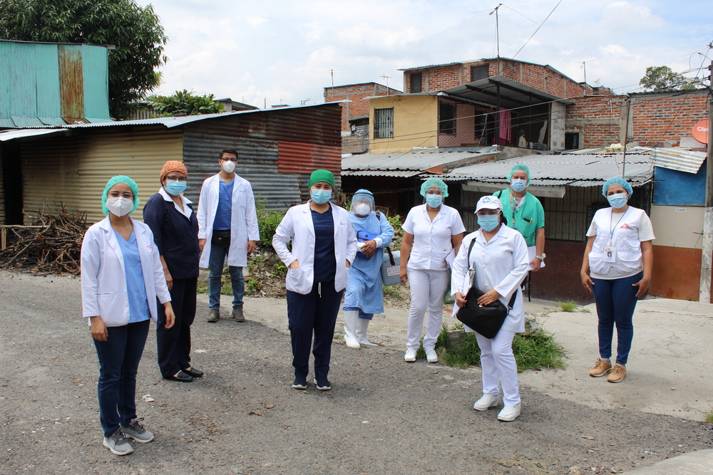 The staff of the Concepción Health Unit, Community Team and MSF