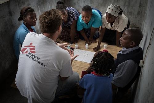 HIV SUPPORT GROUP COMMUNITY MAPUTO MOZAMBIQUE HIV SUPPORT GROUP COMMUNITY MAPUTO MOZAMBIQUE