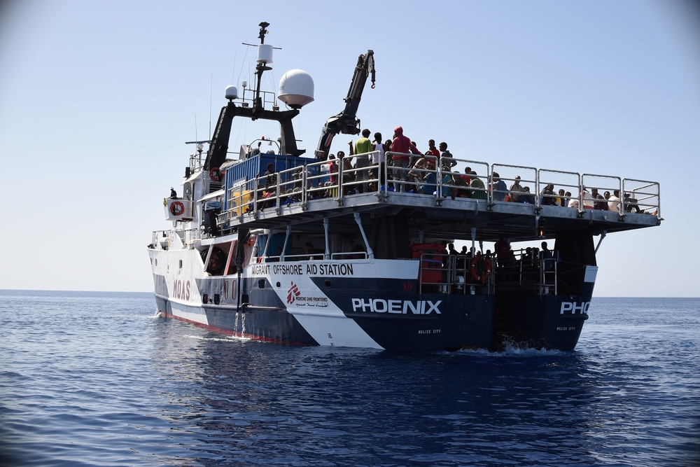 Lékaři bez hranic ve spolupráci s organizací MOAS už letos ve vlnách Středozemního moře zachránili 1.817 lidí, z toho 352 žen a 123 dětí.